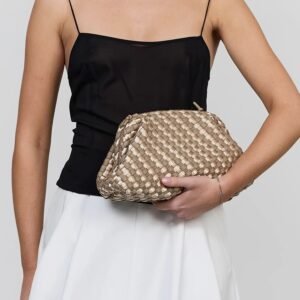 Marrea clutch Pouch oysters & champagne